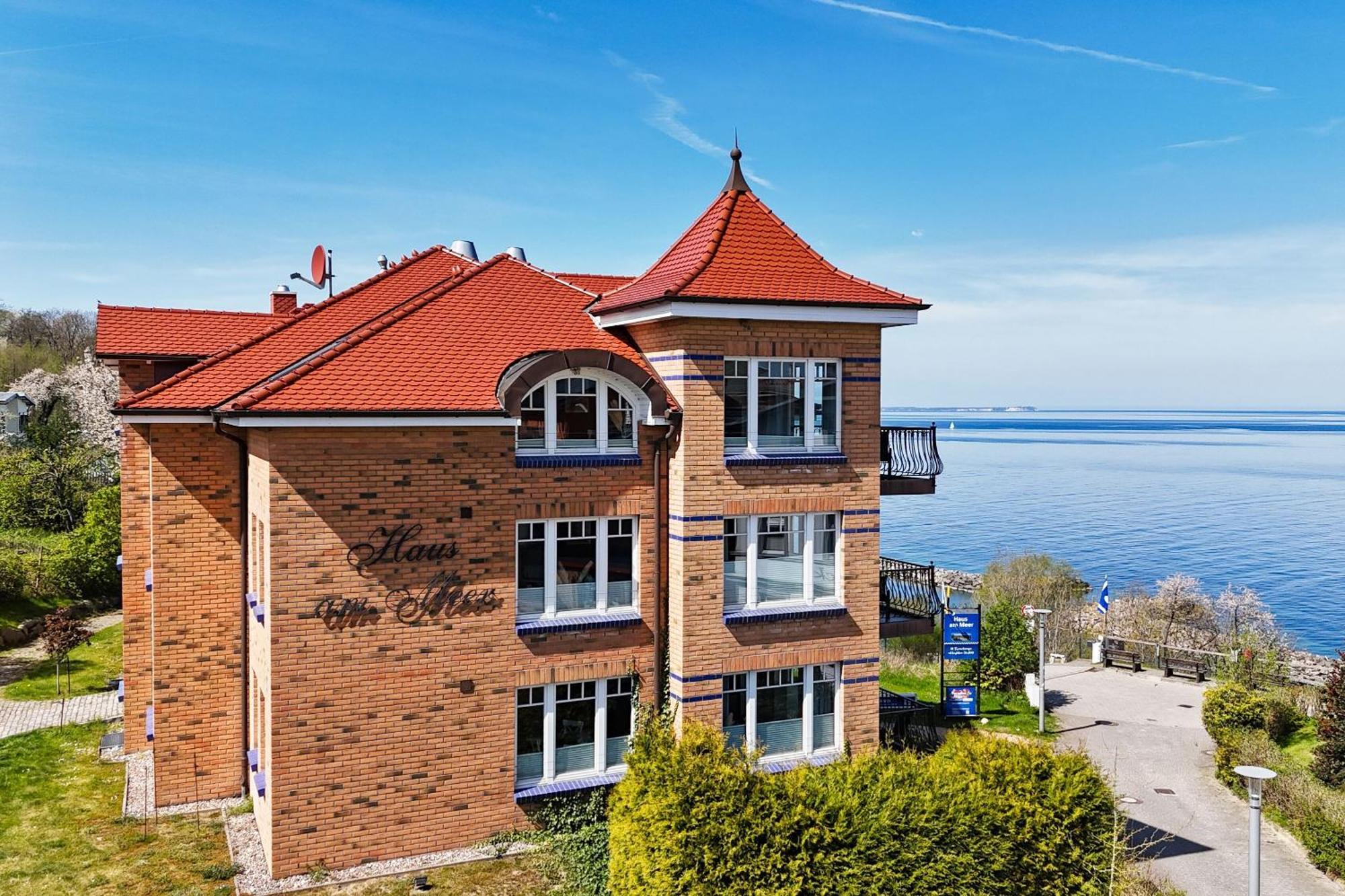 Ferienwohnung Mit Traumhaftem Meerblick - Haus Am Meer Fewo 11 Lohme Dış mekan fotoğraf
