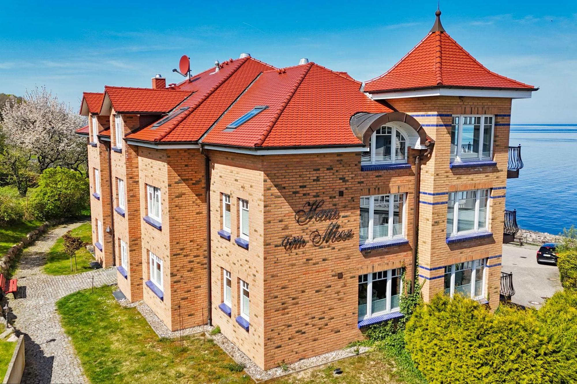 Ferienwohnung Mit Traumhaftem Meerblick - Haus Am Meer Fewo 11 Lohme Dış mekan fotoğraf
